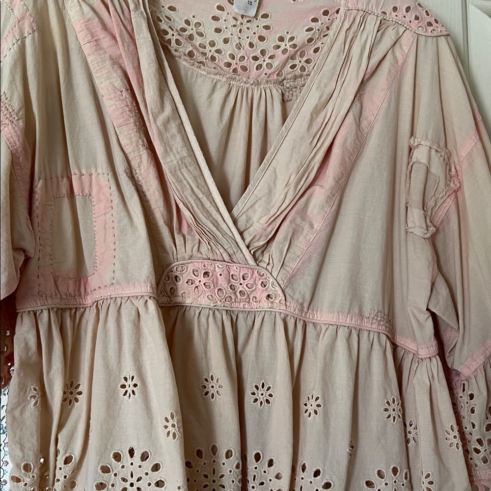 Magnolia Pearl top one size fits most - Picture 3 of 6